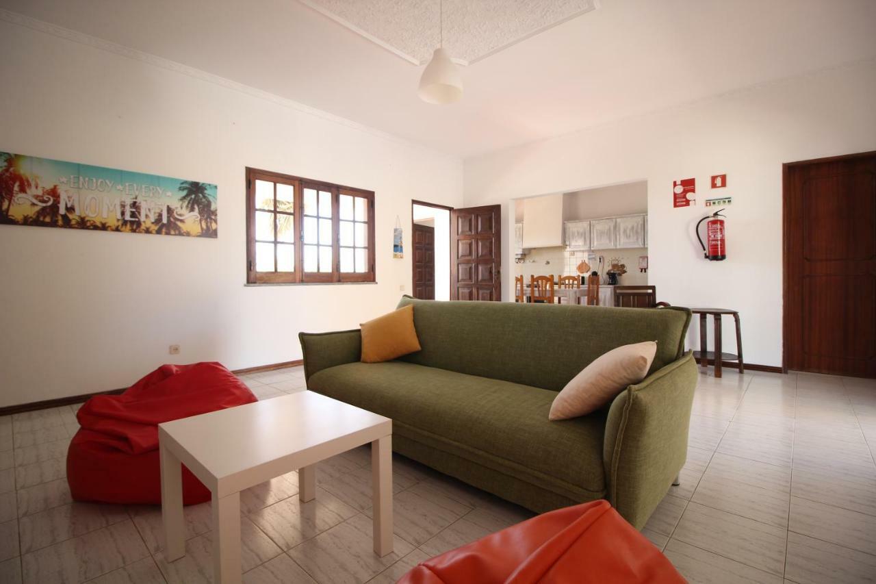 White Bride Fz Guest House Fuzeta Exterior photo